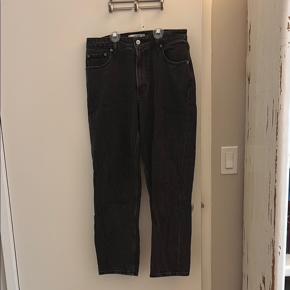 Abercrombie & Fitch The Mom Black Curve Love Jeans